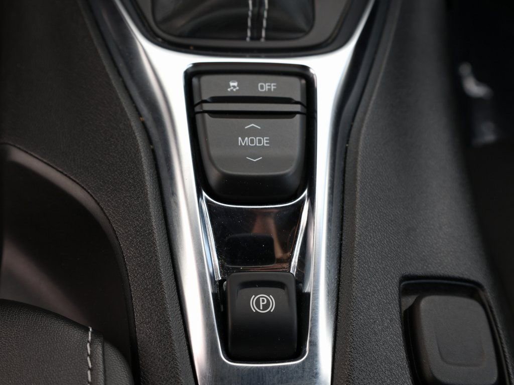 Used 2024 Chevrolet Camaro LT w/ RS Package image 21