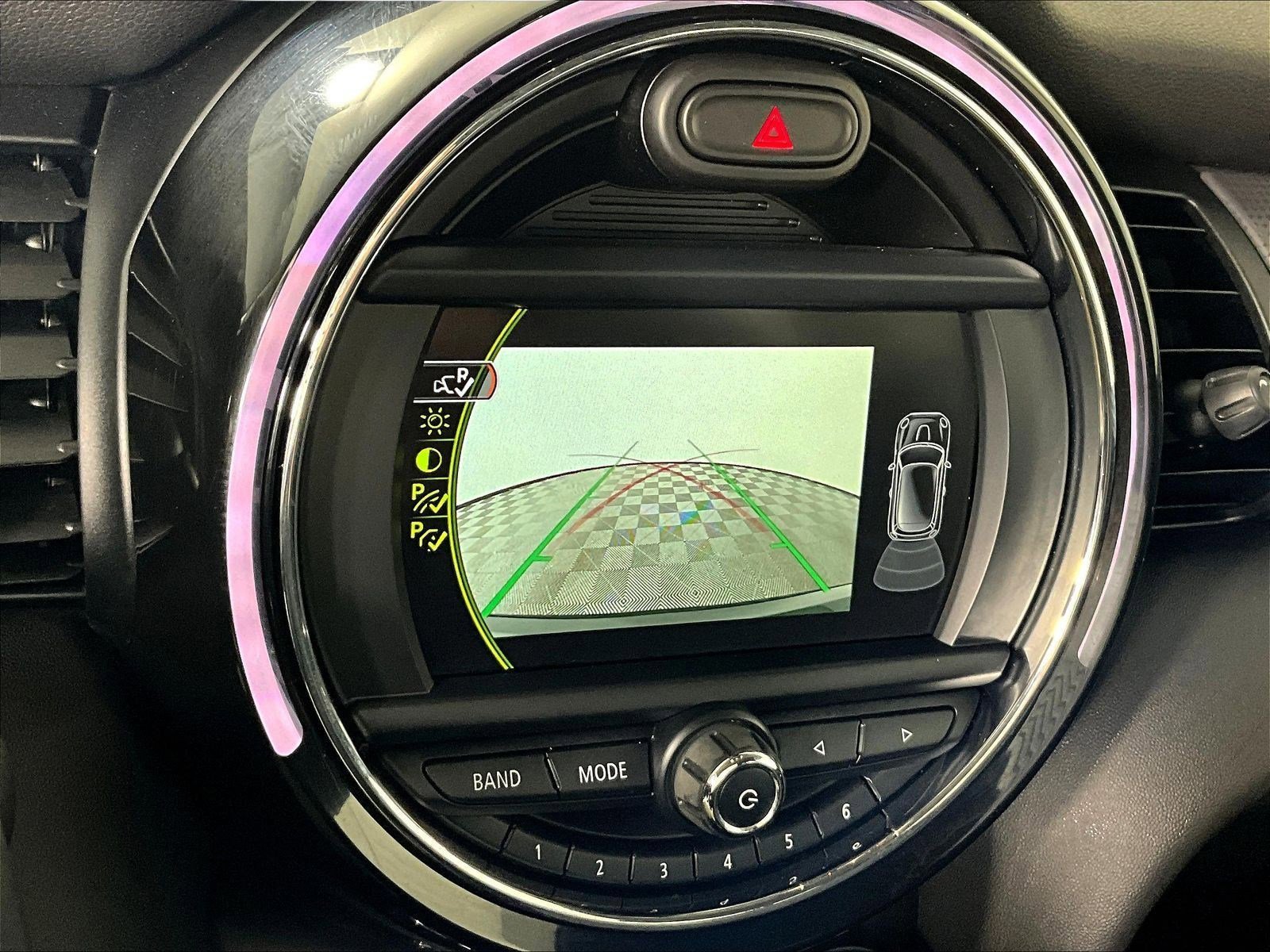 Used 2018 MINI Cooper 2-Door Hardtop FWD image 13