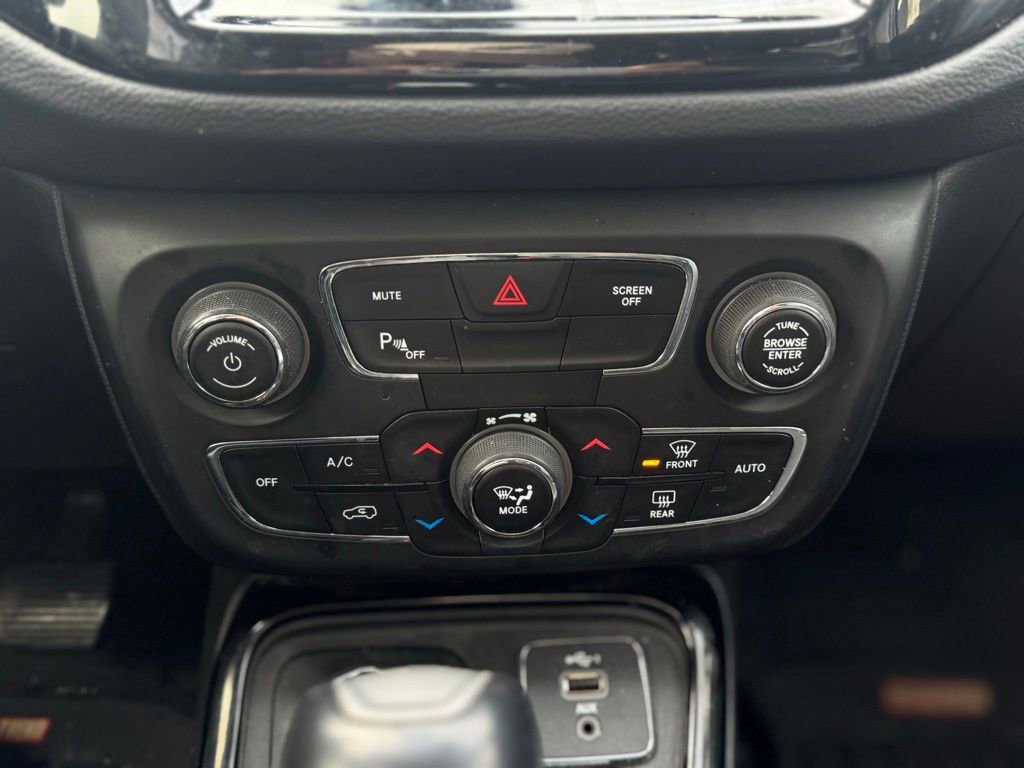 Used 2019 Jeep Compass Limited w/ Safety & Security Group image 15