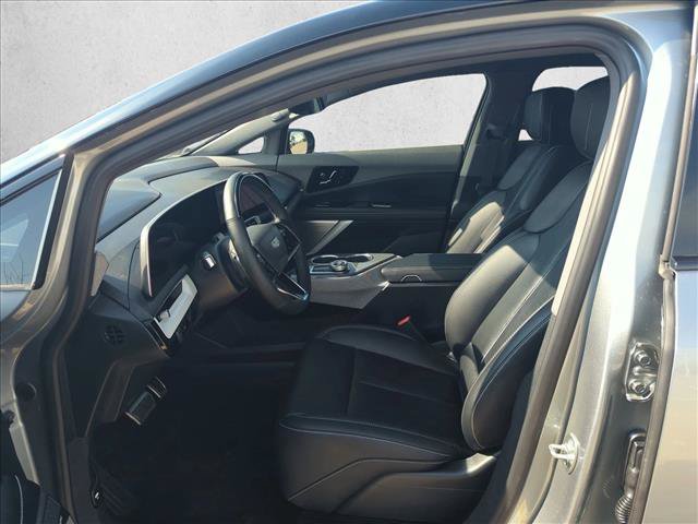 New 2026 Cadillac Optiq Sport 2 w/ LPO, Floor Liner Package AWD/4WD image 4