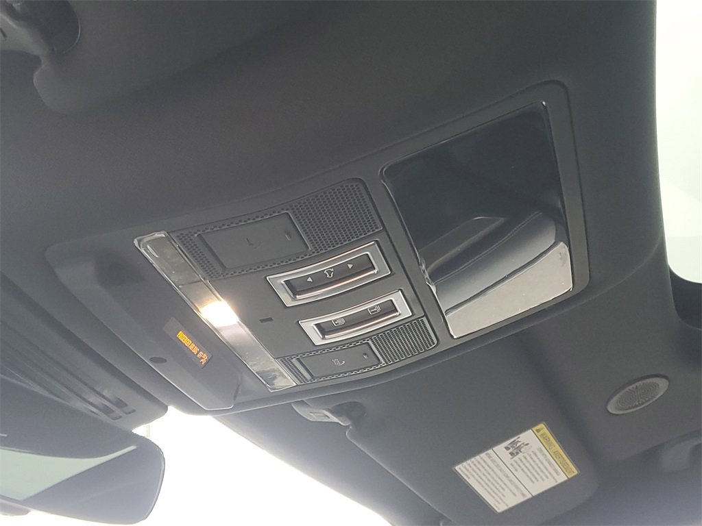 New 2025 Jaguar F-PACE R-Dynamic S image 14