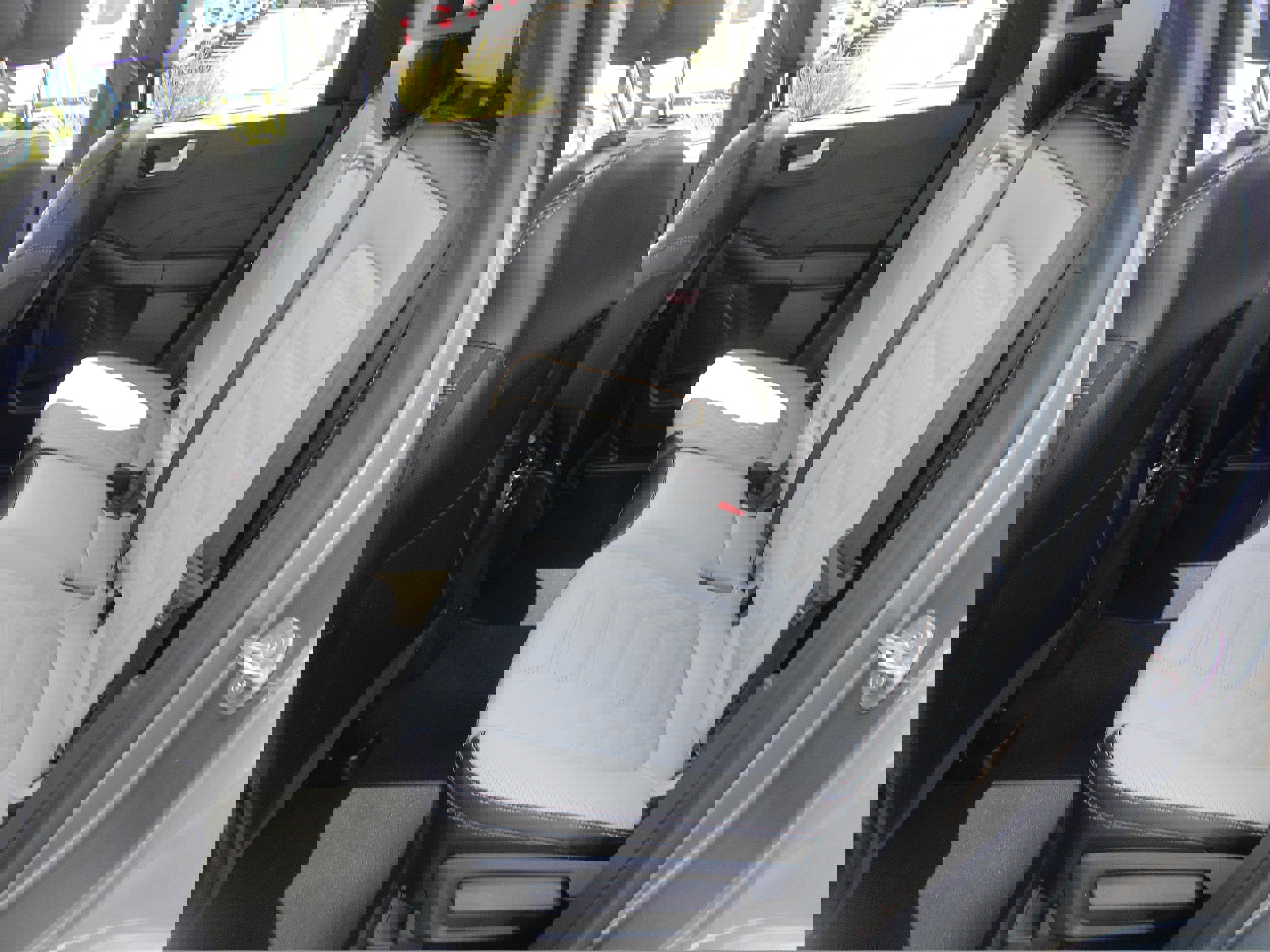 Used 2023 Ford Escape SE w/ PHEV Premium Package FWD image 9