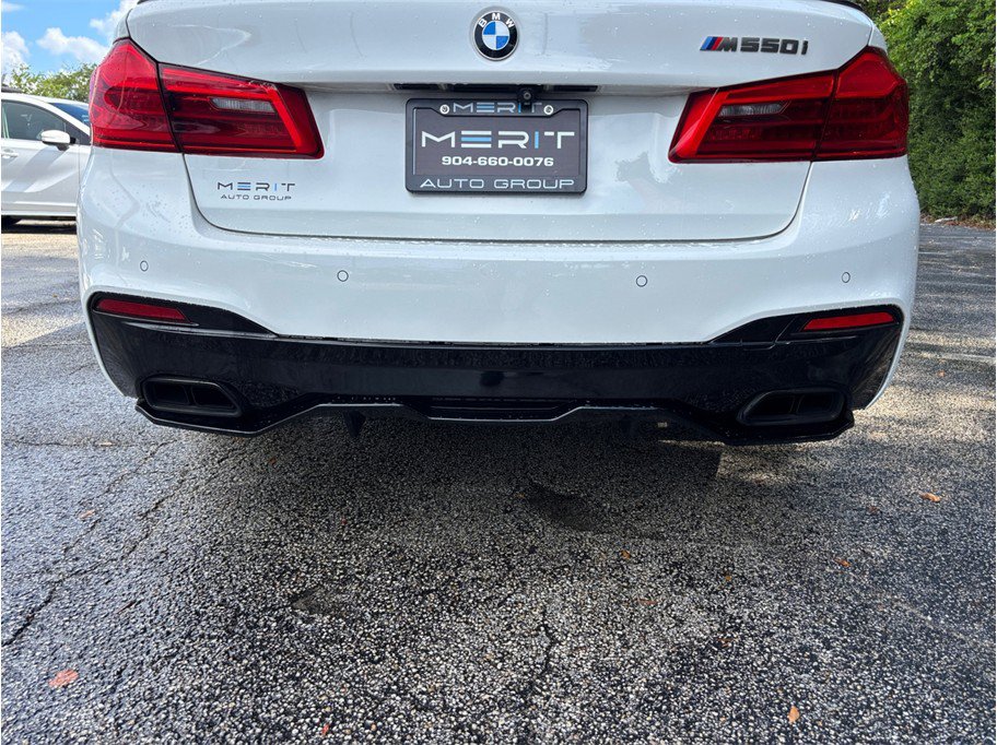 Used 2018 BMW M550i xDrive AWD/4WD image 17