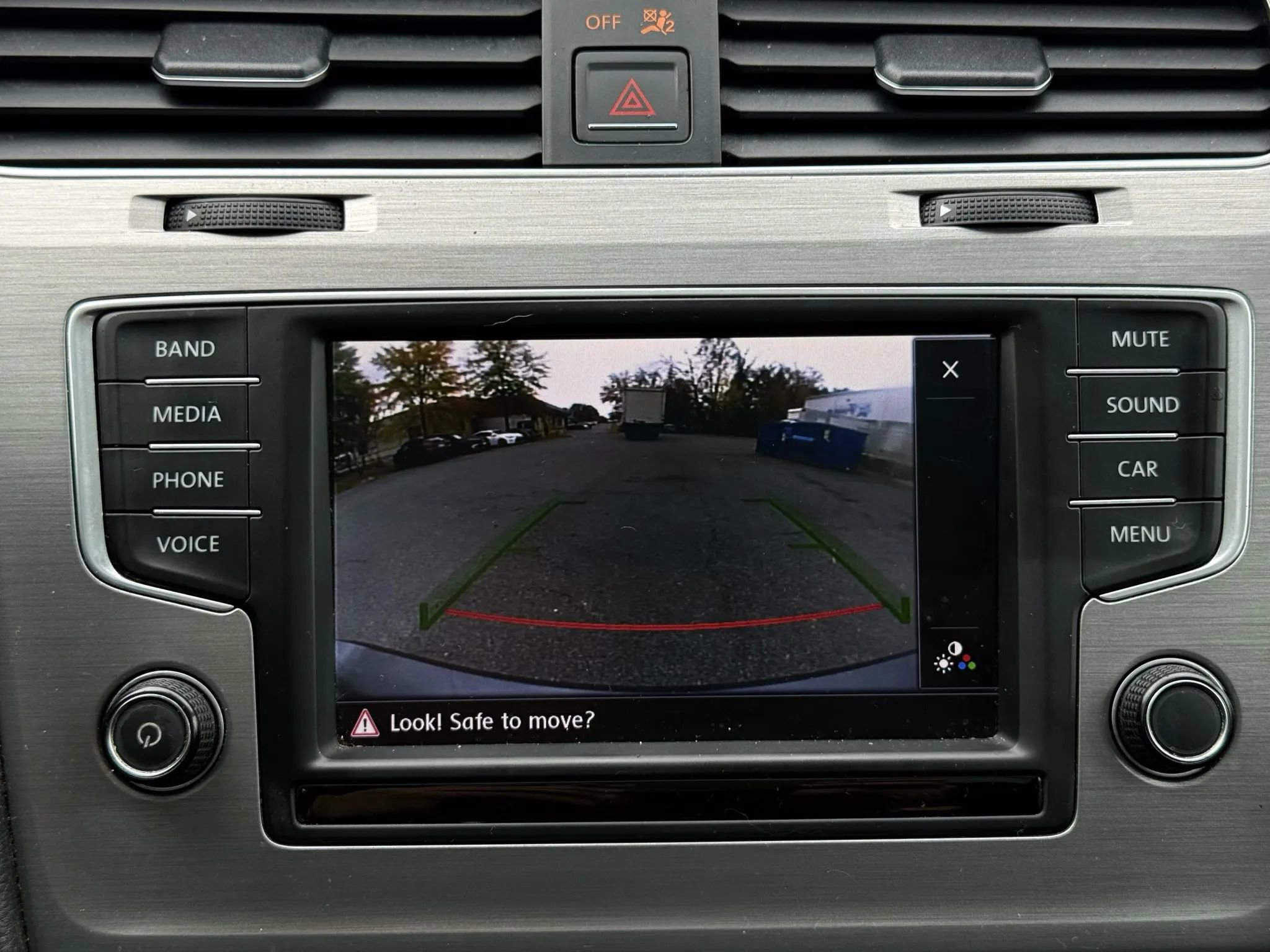 Used 2016 Volkswagen Golf Limited Edition image 42