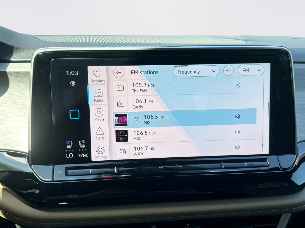 New 2026 Volkswagen Atlas Cross Sport SE AWD/4WD image 12