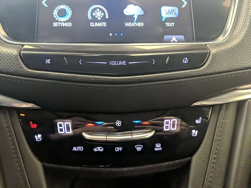 Used 2019 Cadillac XT5 Premium Luxury image 17