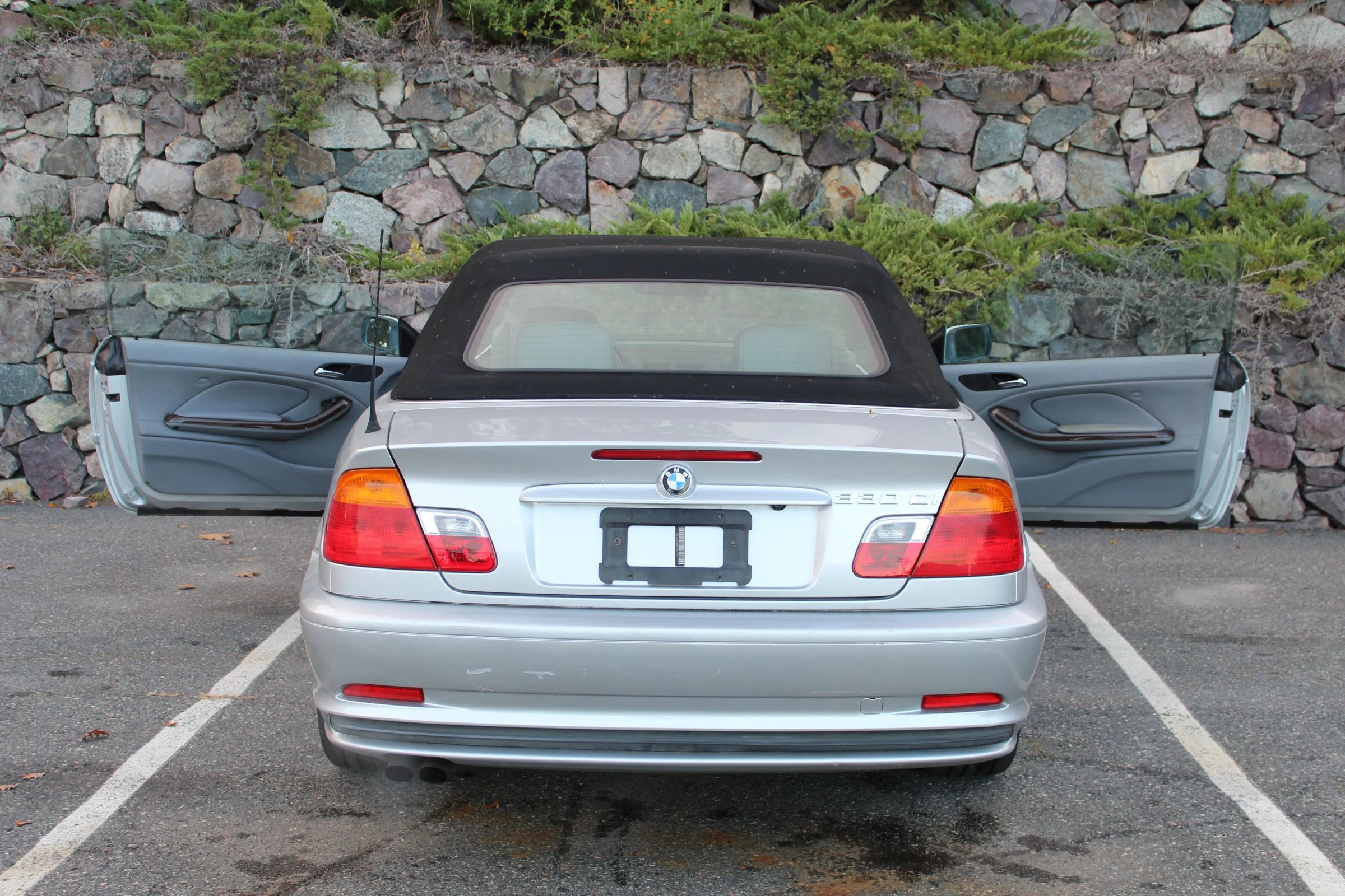 Used 2001 BMW 325Ci Convertible image 10