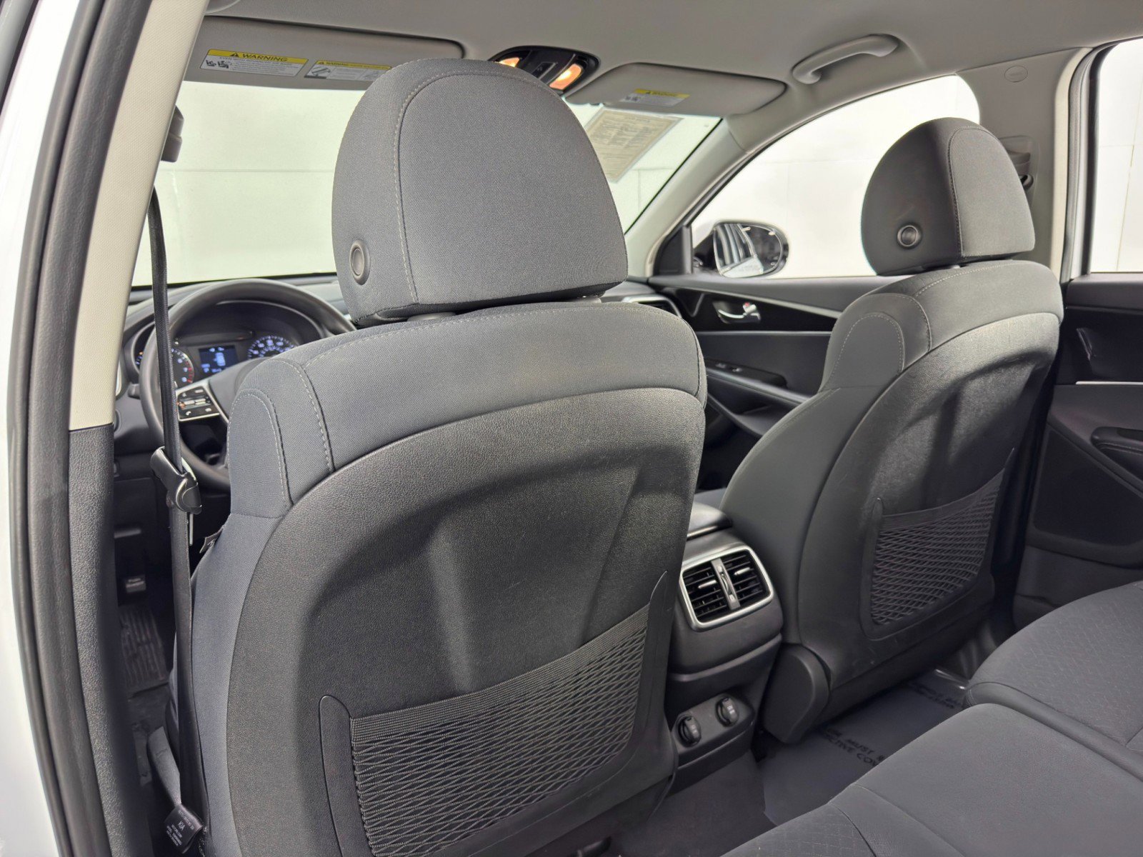 Used 2020 Kia Sorento LX image 26