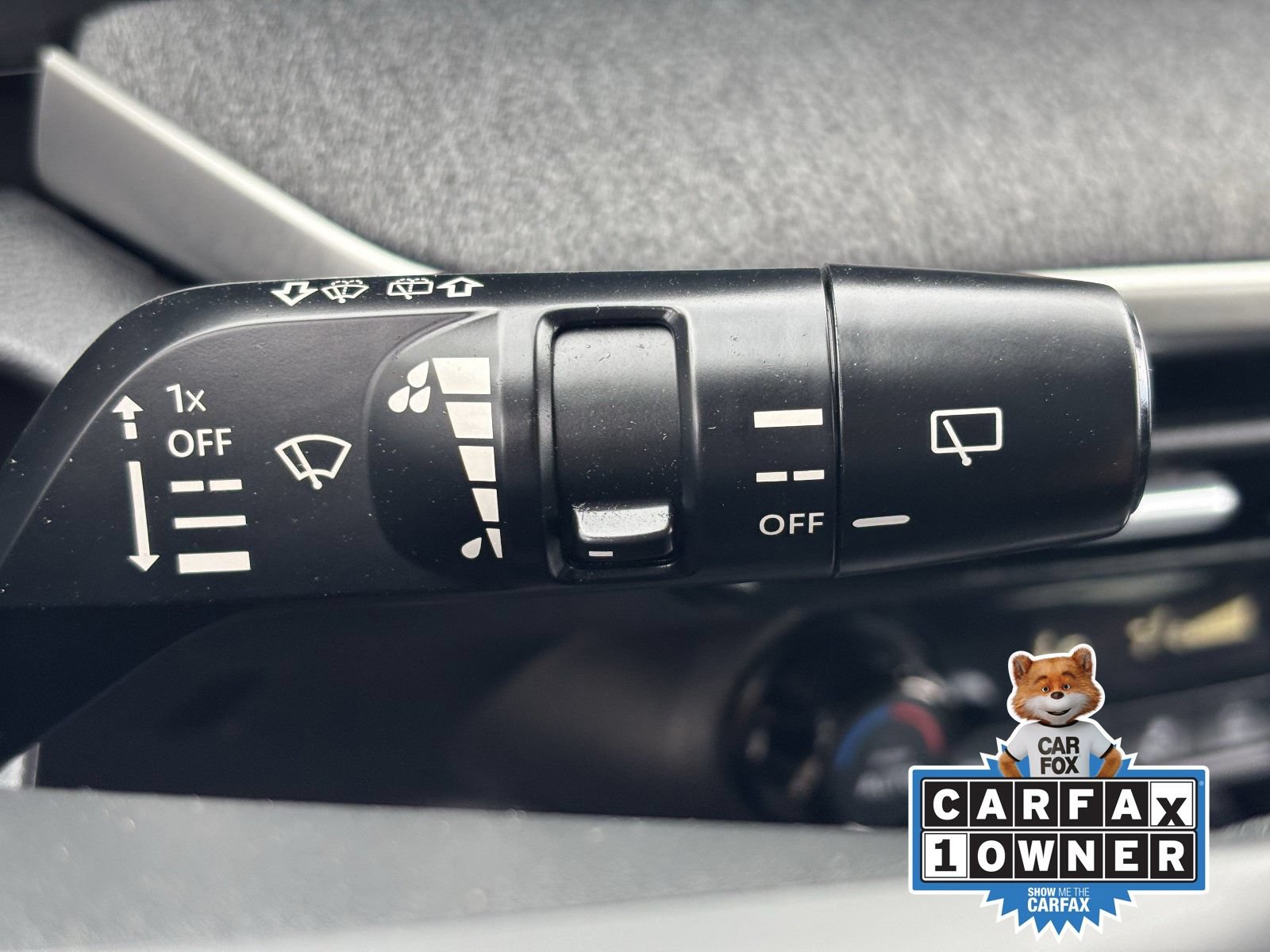 Certified 2026 Nissan Kicks SV FWD image 33