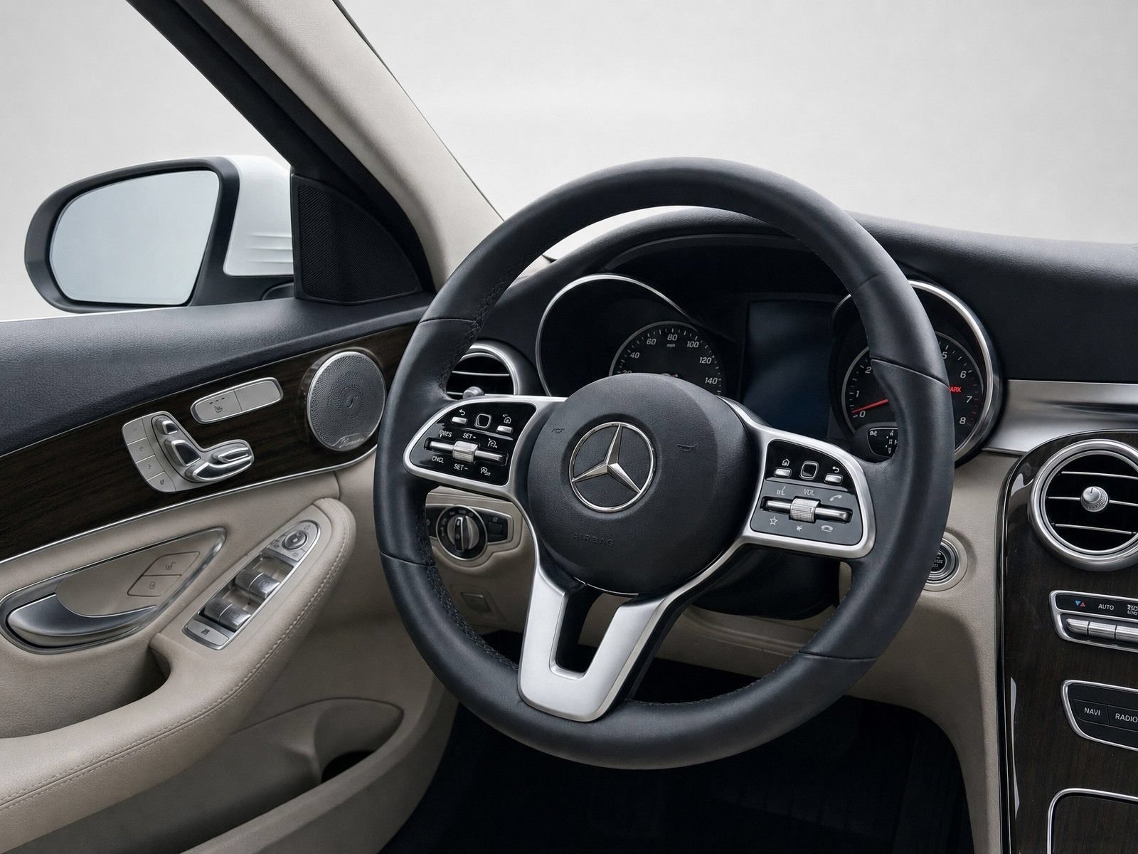 Used 2019 Mercedes-Benz C 300 Sedan image 24