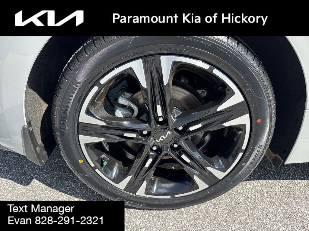 Used 2023 Kia K5 GT-Line w/ GT-Line Premium Package image 9