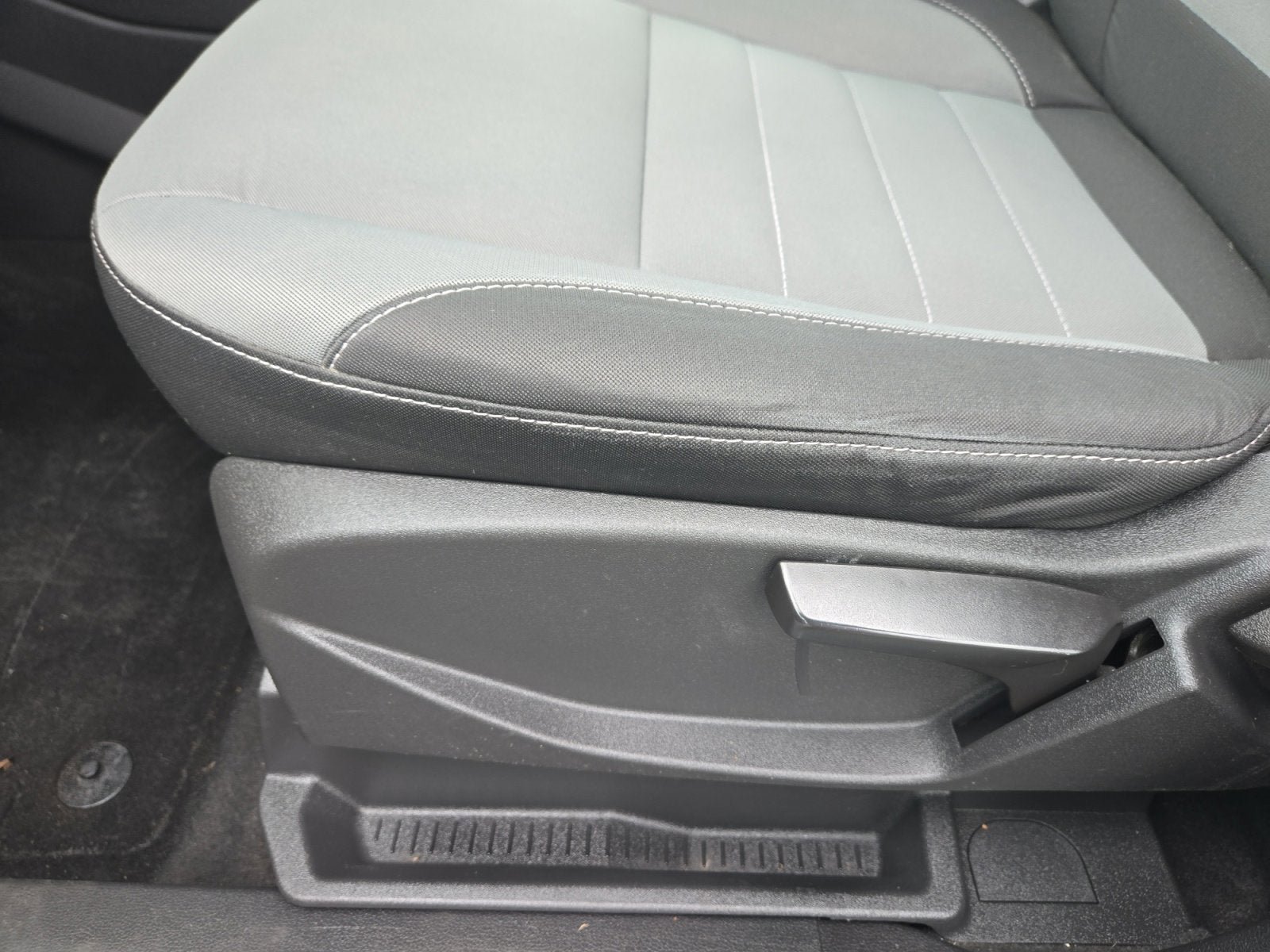 Used 2013 Ford Escape SE AWD/4WD image 12