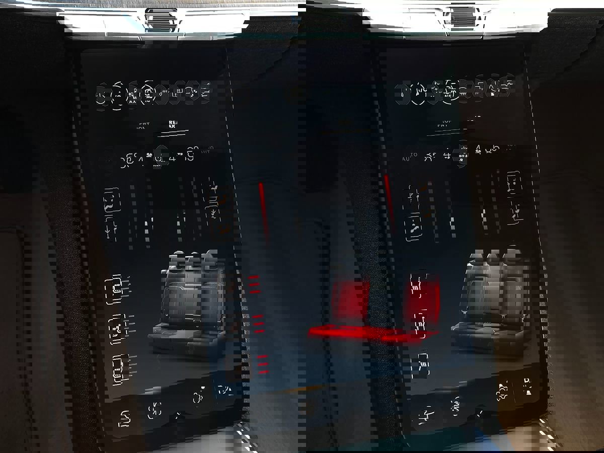 Used 2022 Lucid Air Grand Touring image 44