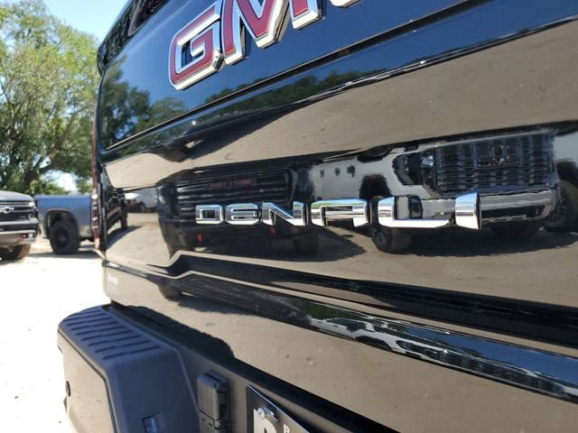 New 2026 GMC Sierra 2500 Denali w/ Denali Reserve Package AWD/4WD image 9