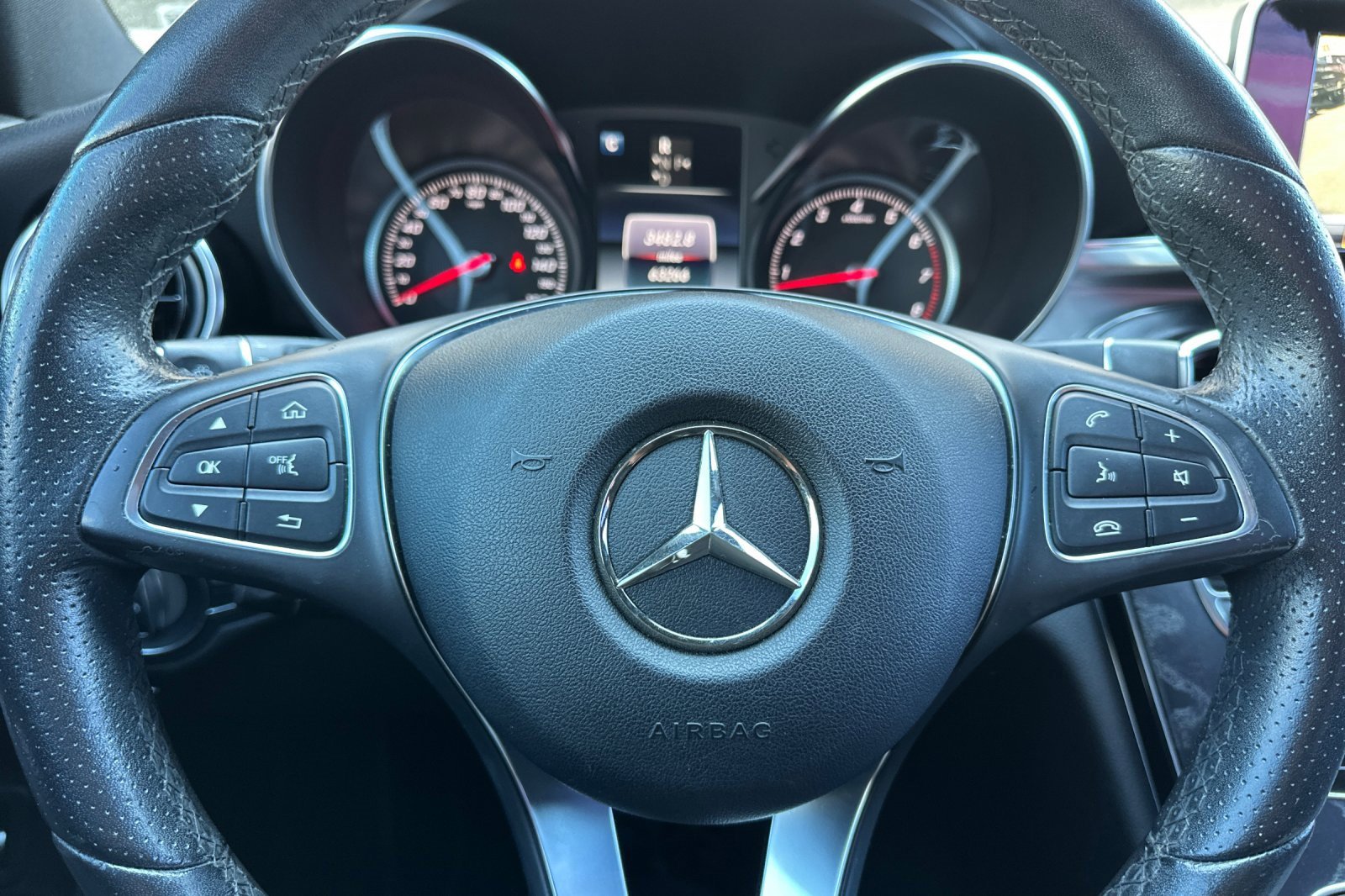 Used 2018 Mercedes-Benz C 300 Sedan image 29