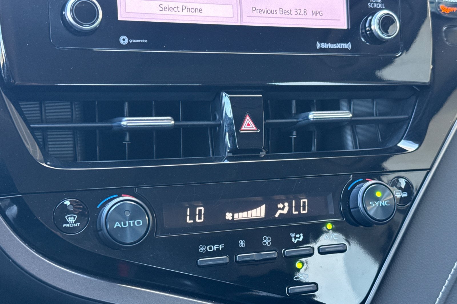 Certified 2024 Toyota Camry SE FWD image 25