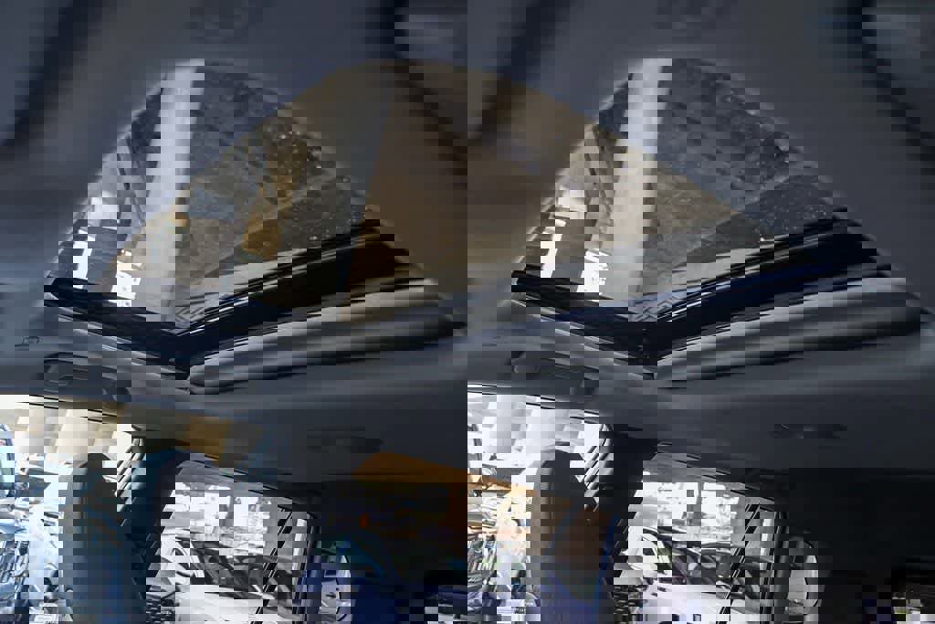 Used 2024 Toyota Corolla Cross LE w/ Moonroof Package image 27