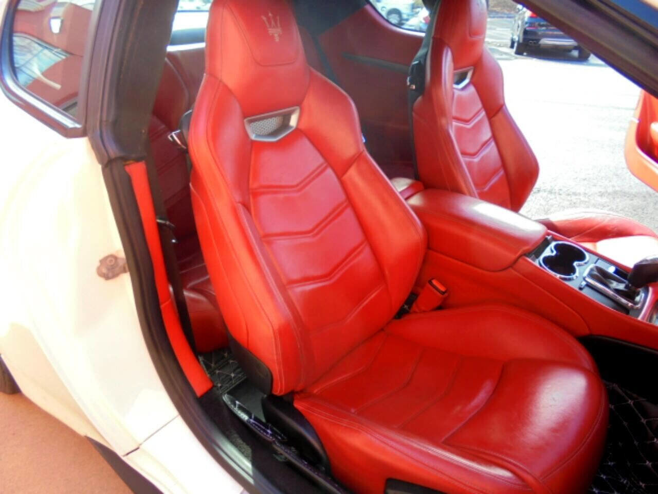 Used 2017 Maserati GranTurismo Sport image 12