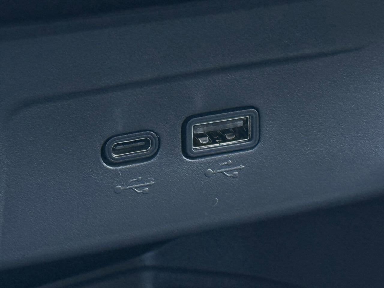 New 2026 Chevrolet Trax ACTIV w/ Sunroof Package FWD image 18