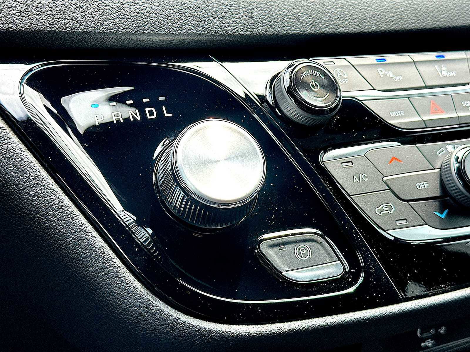 New 2026 Chrysler Voyager LX FWD image 20