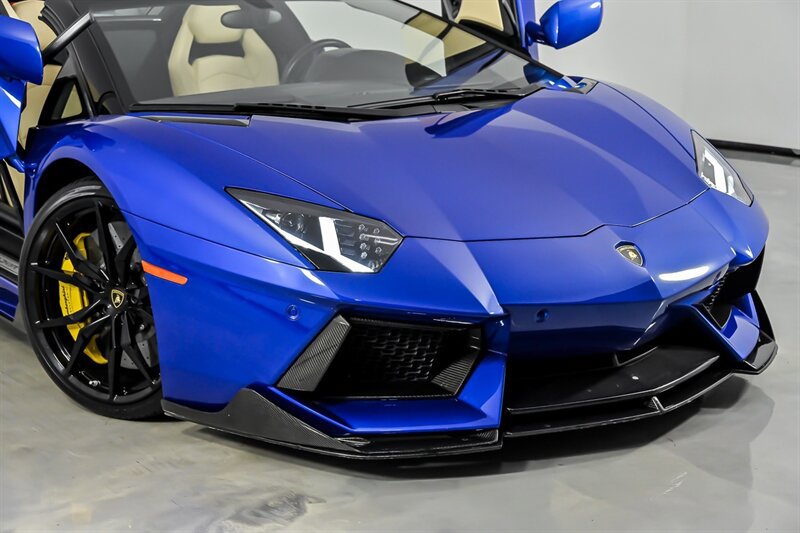 Used 2014 Lamborghini Aventador LP 700-4 AWD/4WD image 3