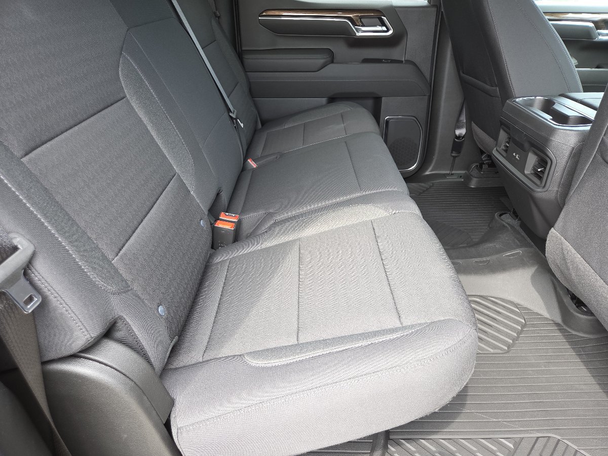 New 2026 Chevrolet Silverado 1500 LT Trail Boss w/ Dark Appearance Package AWD/4WD image 23