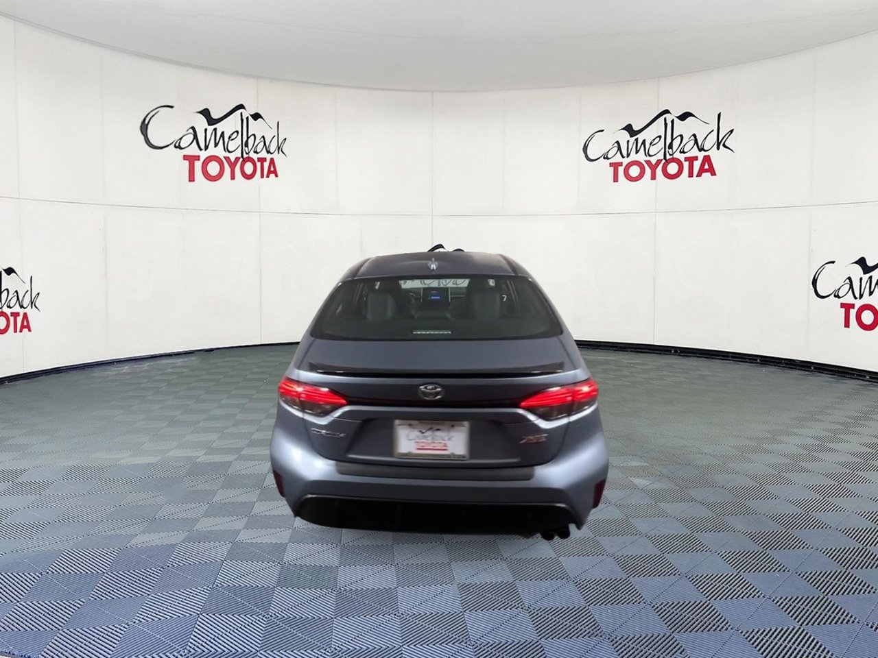 Used 2024 Toyota Corolla XSE FWD image 9