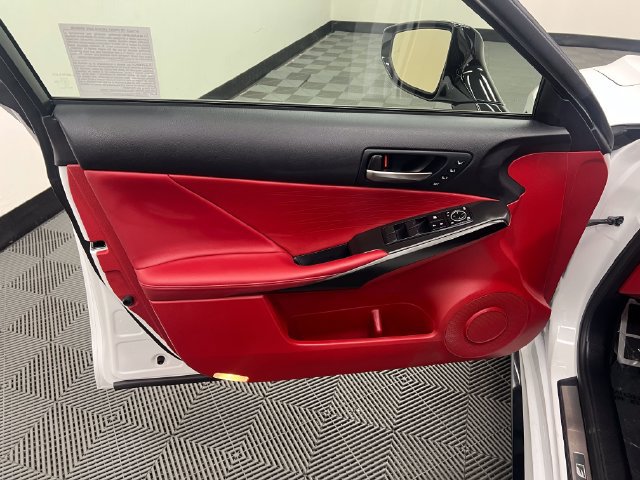 Certified 2025 Lexus IS 350 F Sport RWD image 9