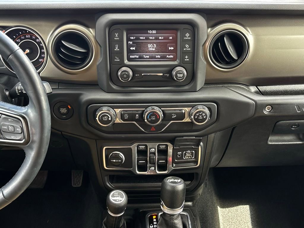 Used 2018 Jeep Wrangler Unlimited Sport S image 23