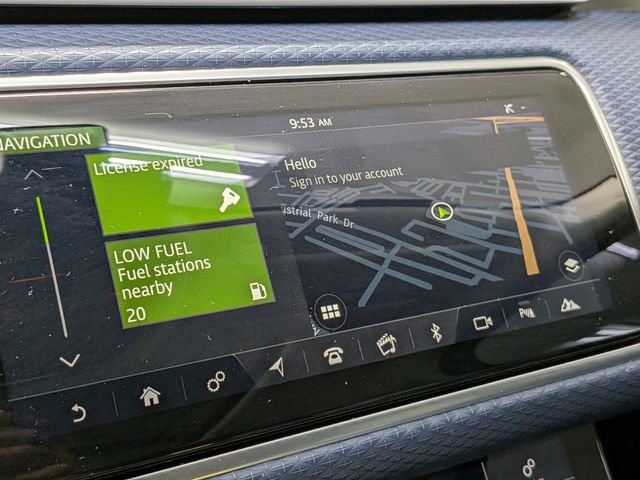 Used 2020 Land Rover Range Rover Velar S image 15