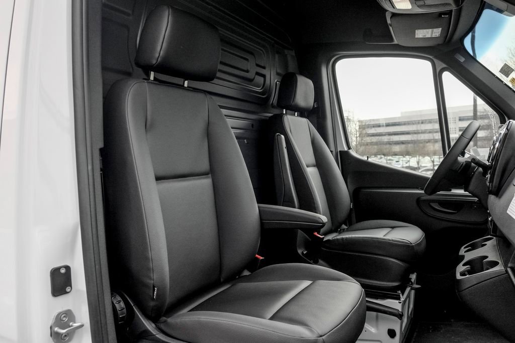 Used 2026 Mercedes-Benz Sprinter 2500 image 20