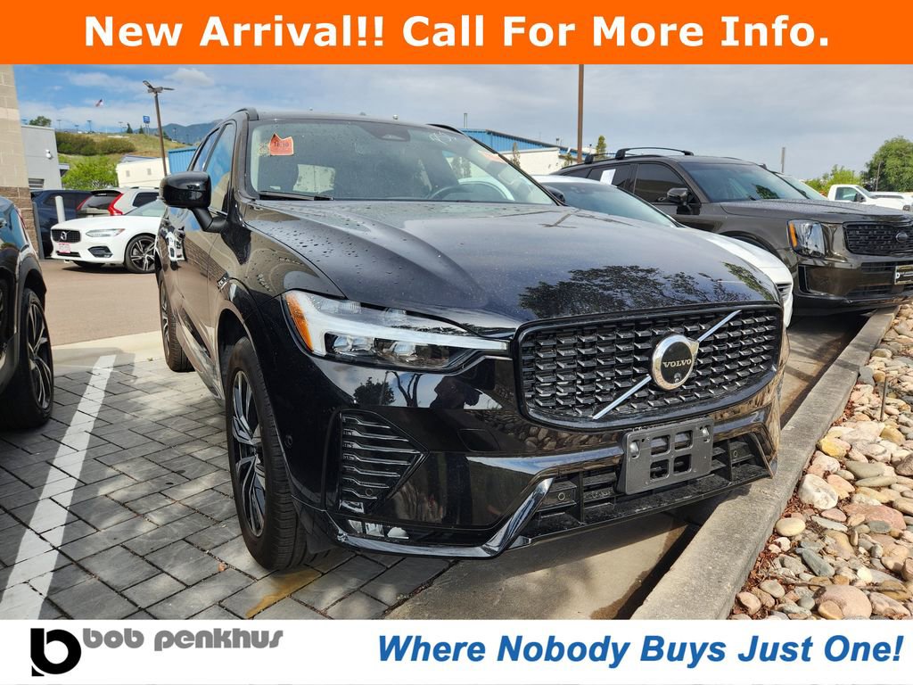 Used 2025 Volvo XC60 B5 Plus AWD/4WD image 1