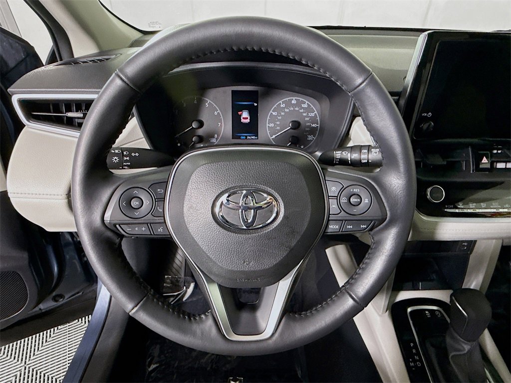Certified 2024 Toyota Corolla Cross LE image 19