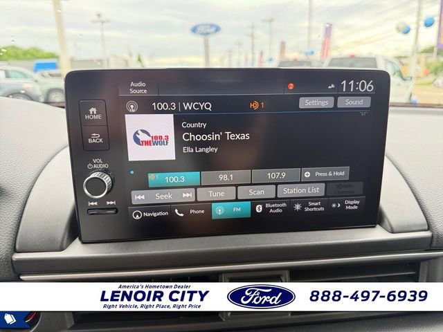Used 2025 Honda Pilot Touring image 23