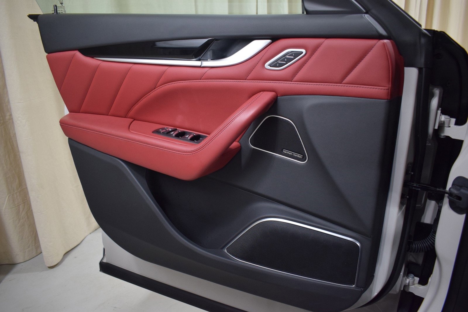 Certified 2022 Maserati Levante Modena image 38