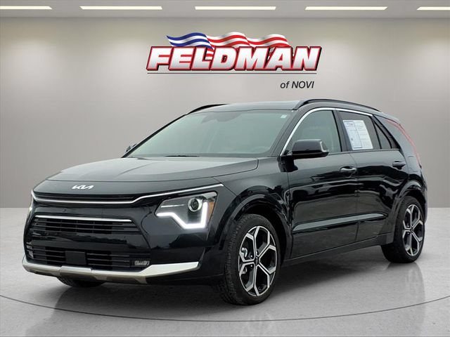 Used 2024 Kia Niro EX Touring FWD image 1