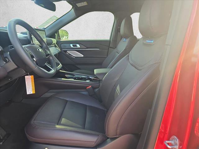 New 2026 Ford Explorer Platinum image 4