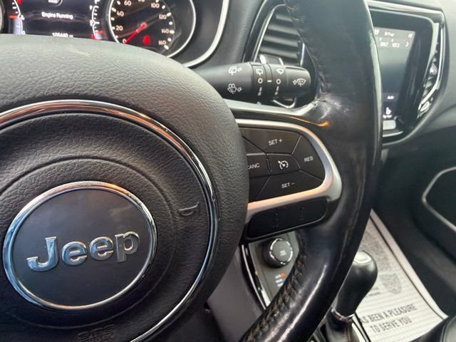 Used 2019 Jeep Compass Limited AWD/4WD image 14