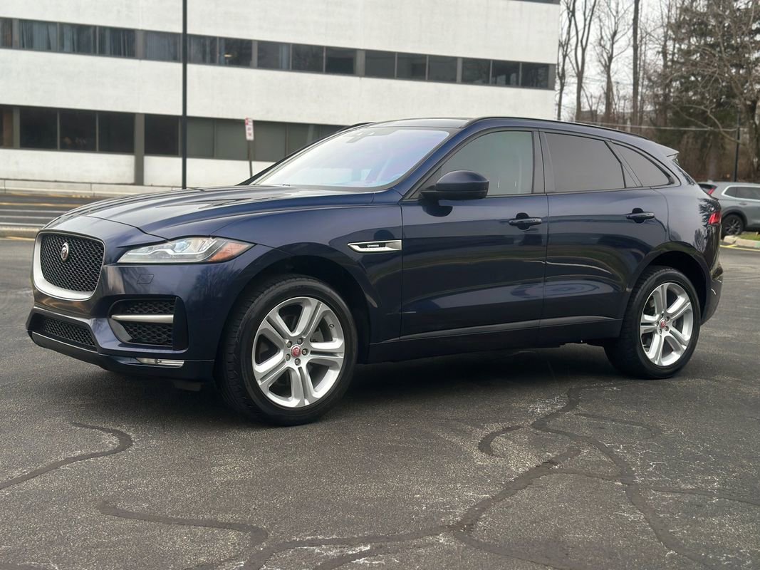 Used 2017 Jaguar F-PACE R-Sport AWD/4WD image 4