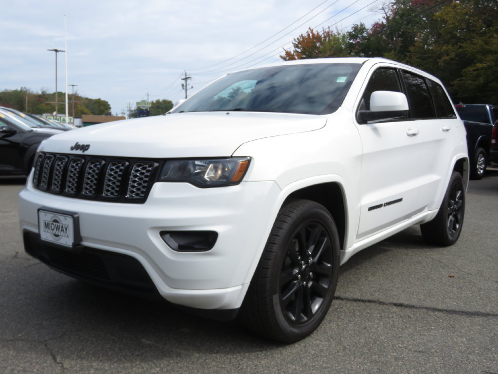 Used 2018 Jeep Grand Cherokee Altitude