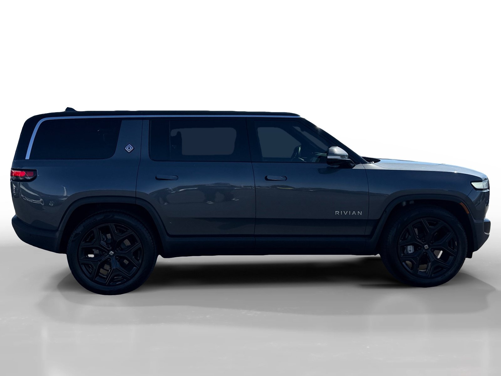 Used 2024 Rivian R1S Adventure Dual AWD/4WD image 6