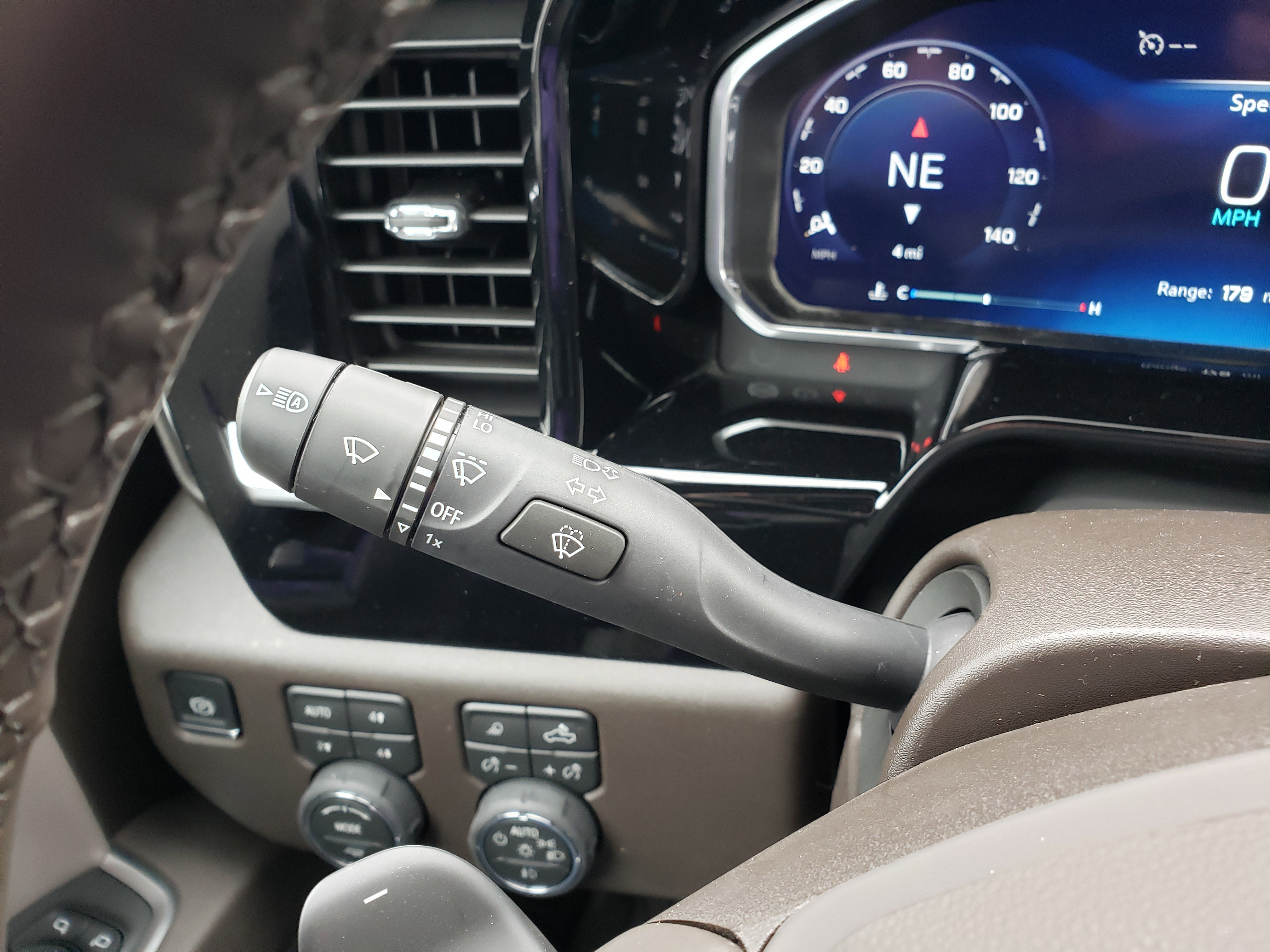 New 2026 Chevrolet Silverado 1500 LT Trail Boss w/ LT Trail Boss Premium Package image 17