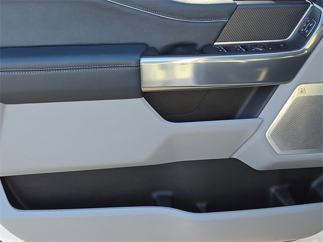 Used 2024 Ford F350 Limited image 12