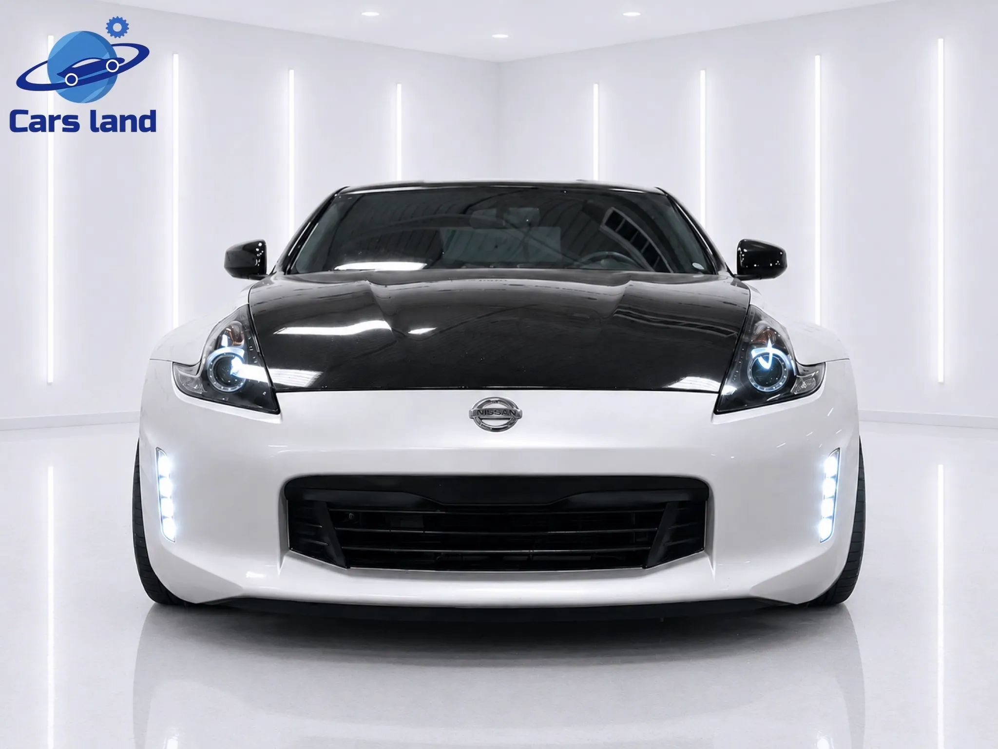 Used 2020 Nissan 370Z Coupe RWD image 6