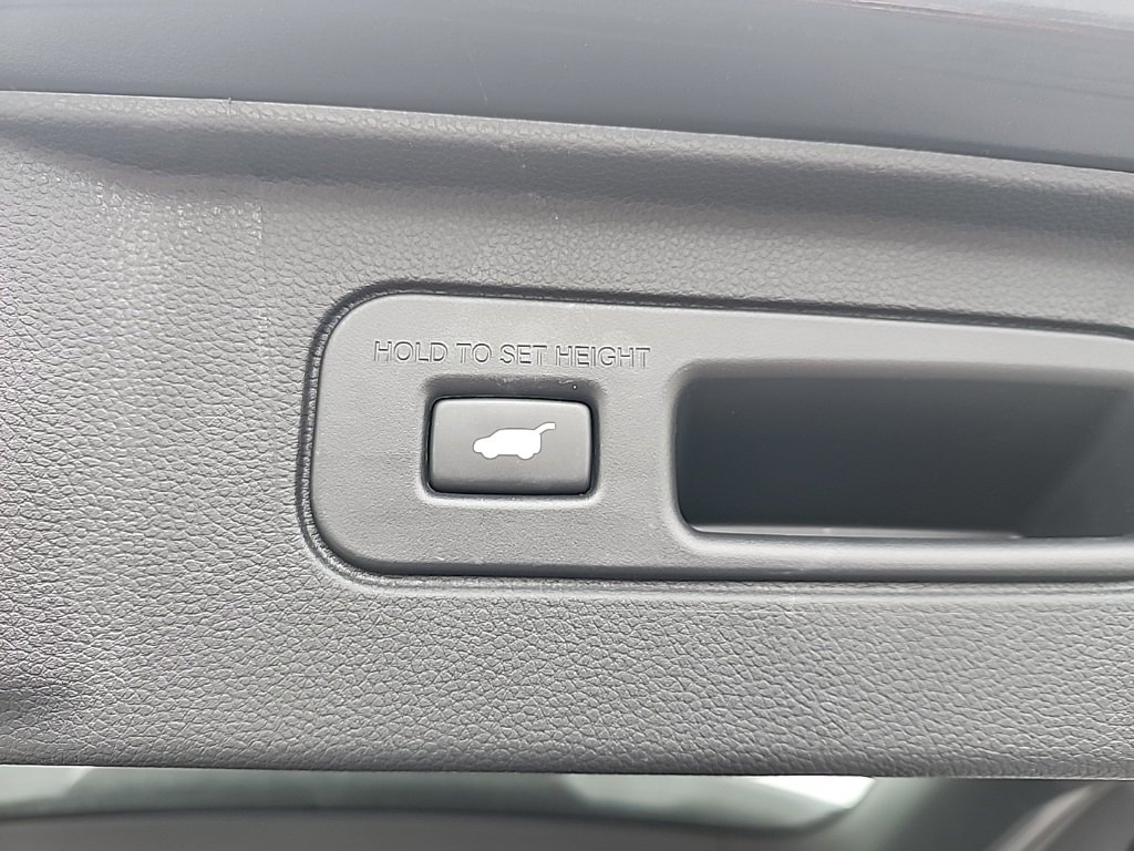 Used 2023 Honda Pilot Elite image 10