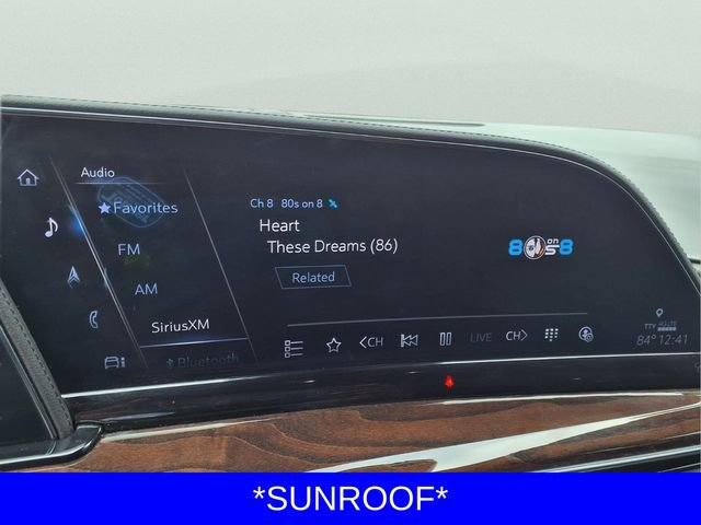 Used 2022 Cadillac Escalade Premium Luxury Platinum AWD/4WD image 8