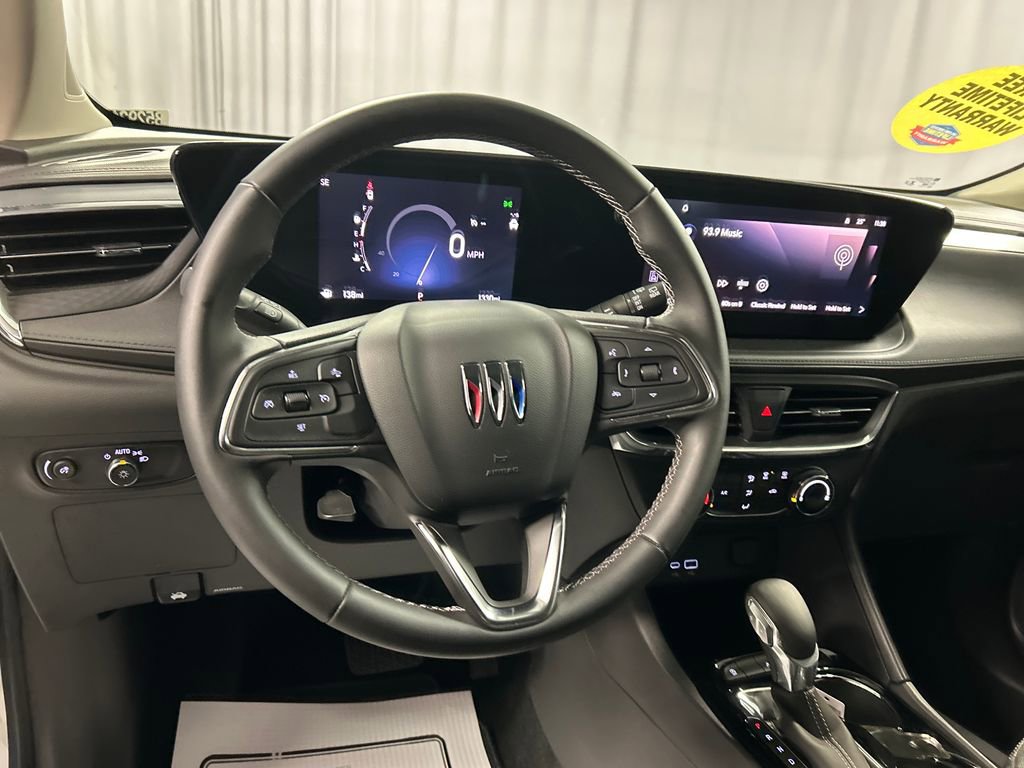 Used 2025 Buick Encore GX Preferred image 14