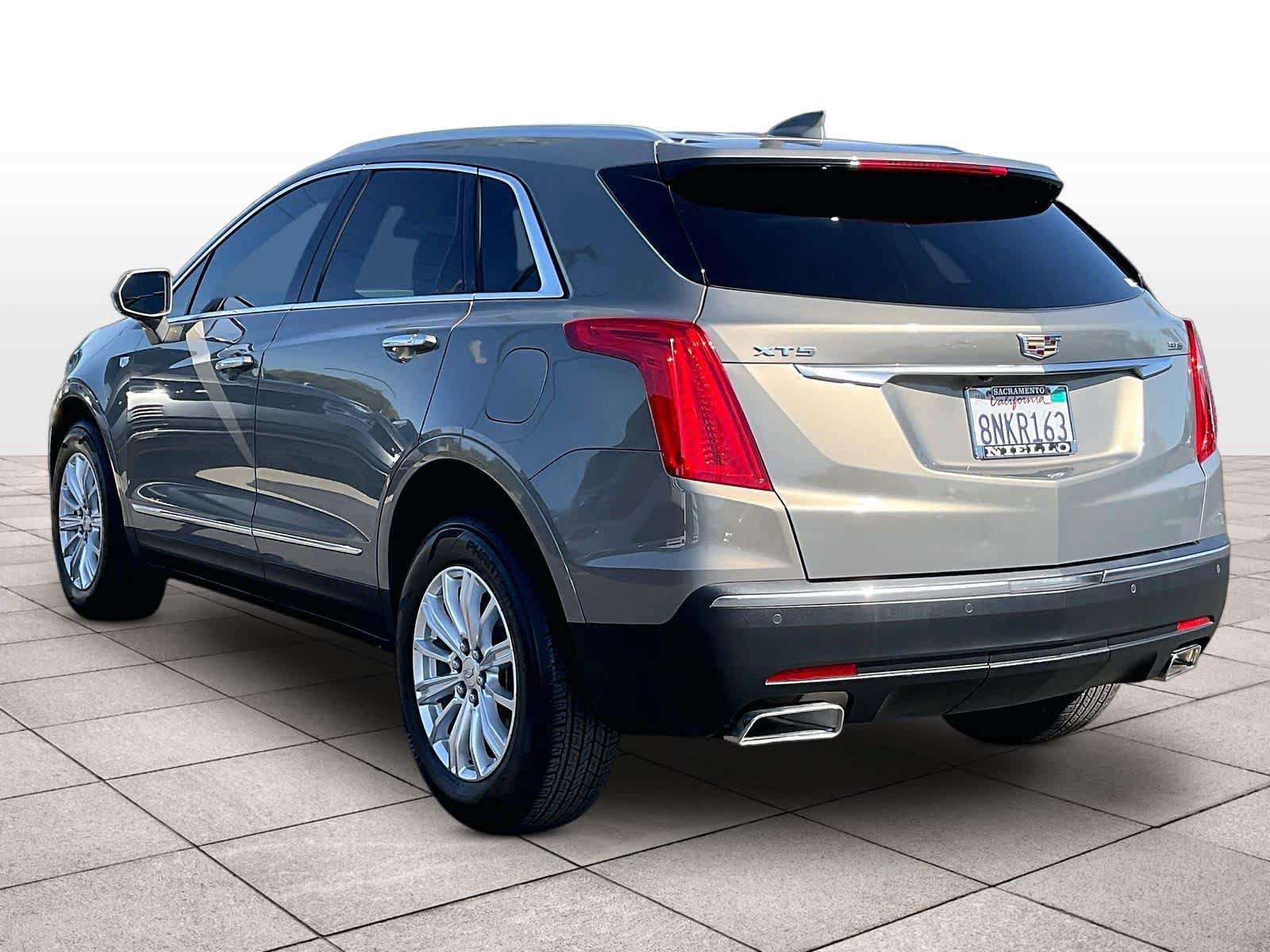 Used 2019 Cadillac XT5 FWD image 15