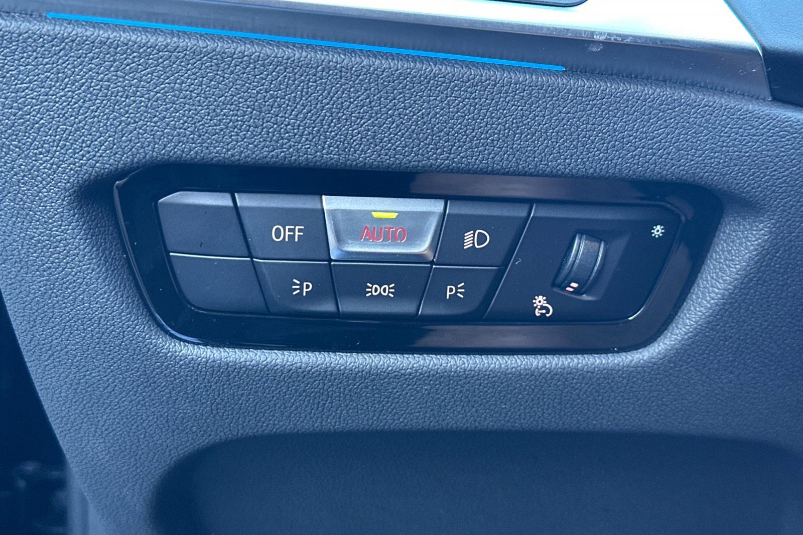 Certified 2024 BMW i4 eDrive35 w/ Convenience Package image 36