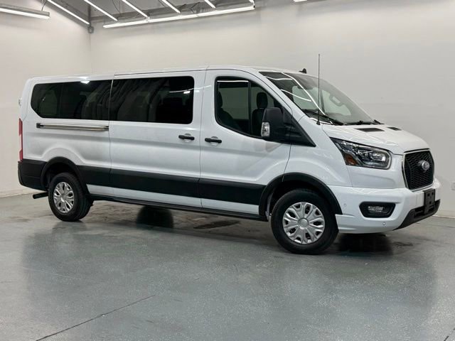 Used 2023 Ford Transit 350 XLT RWD image 2